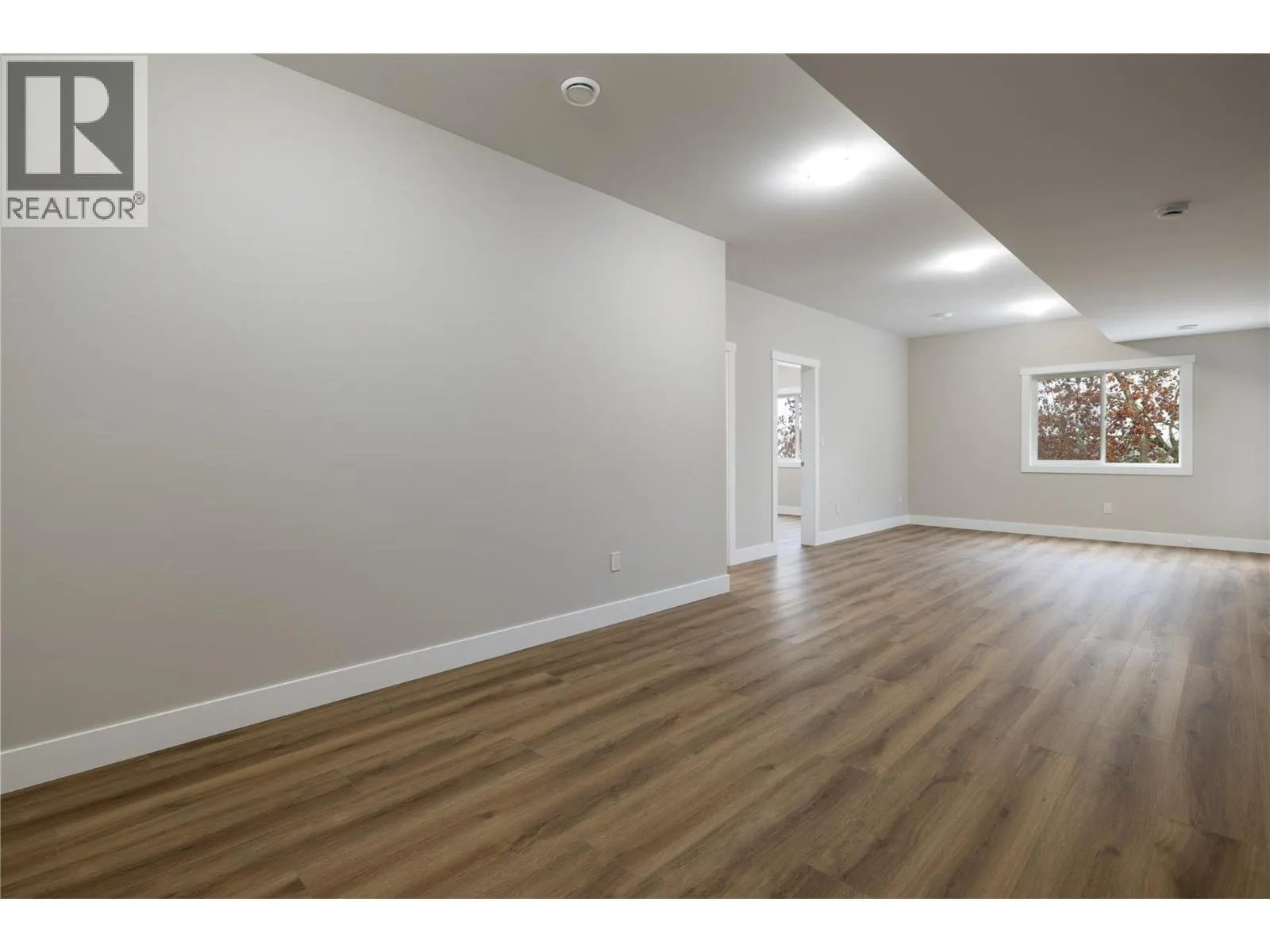 806 Cliff Avenue Unit# 103