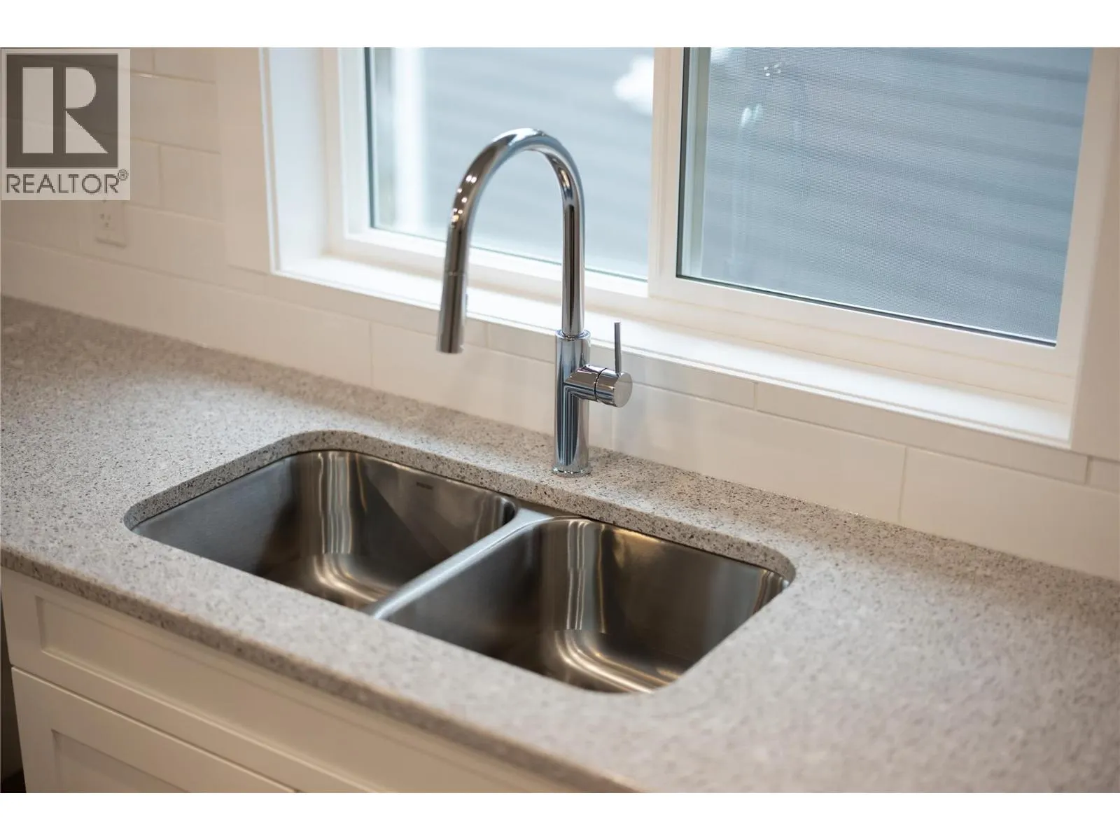 806 Cliff Avenue Unit# 103