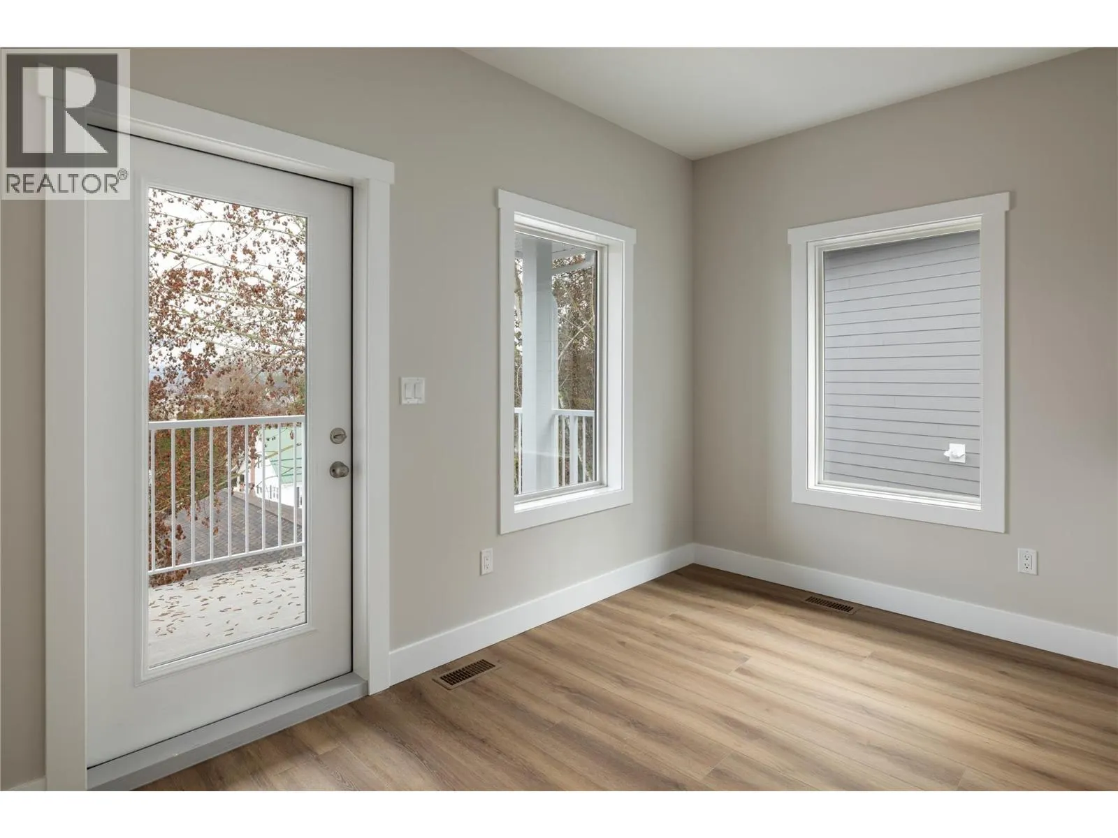 806 Cliff Avenue Unit# 103