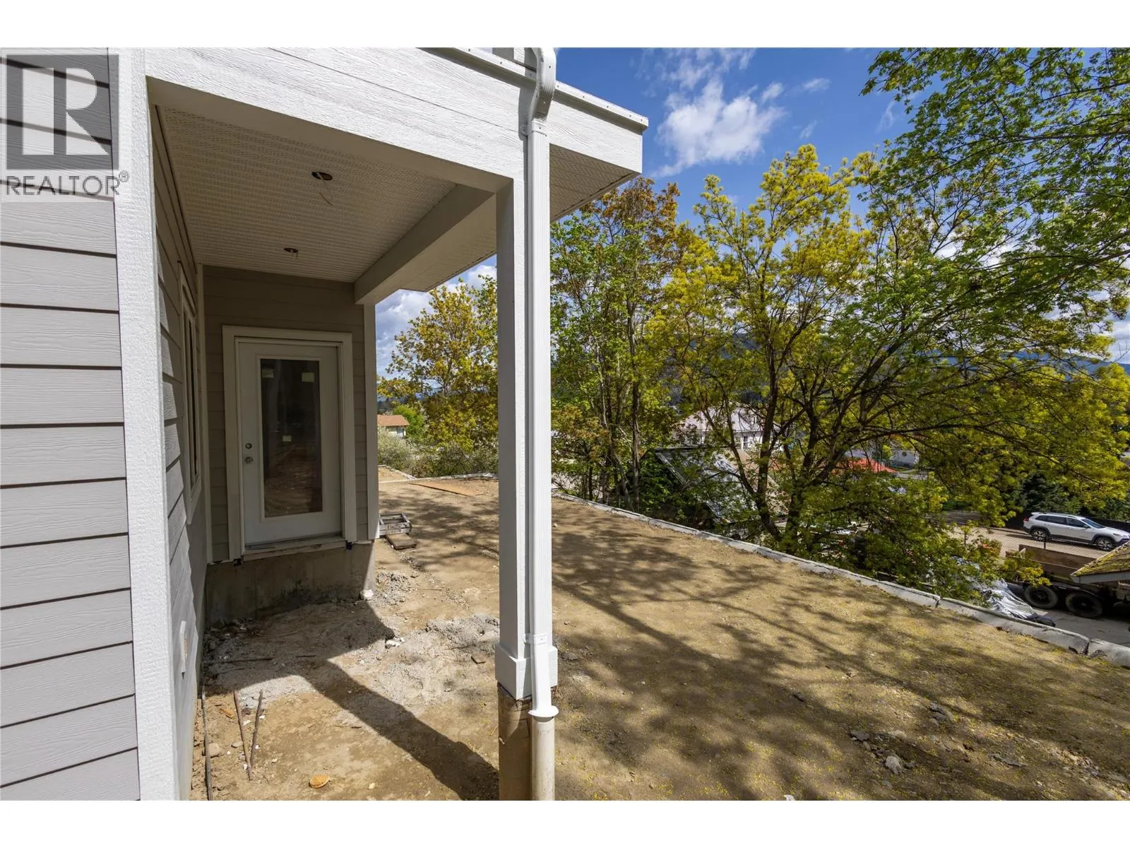 806 Cliff Avenue Unit# 103