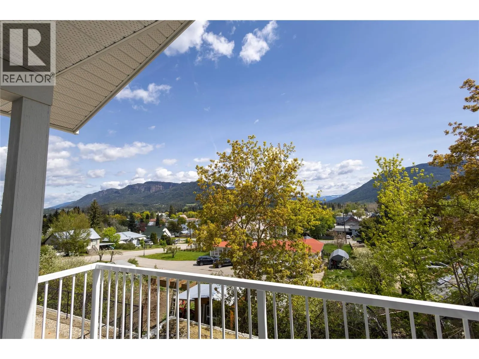 806 Cliff Avenue Unit# 103