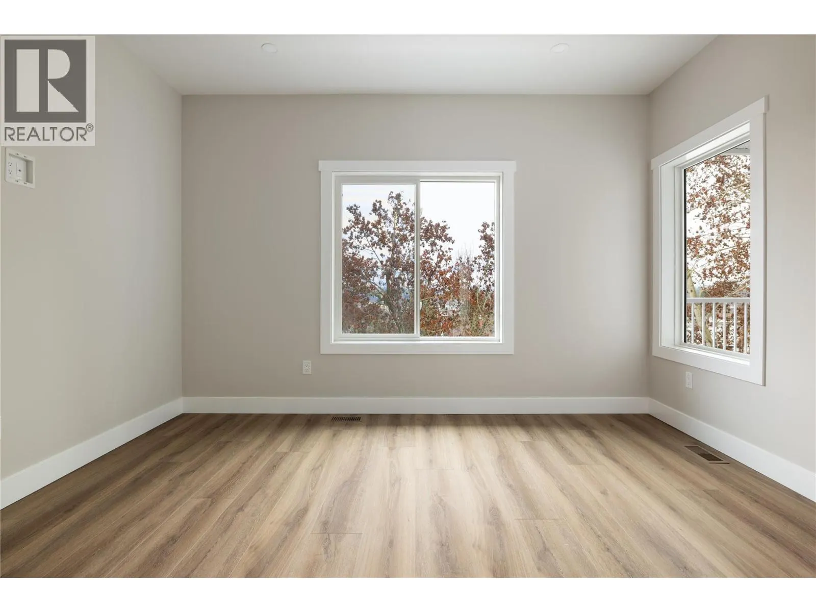 806 Cliff Avenue Unit# 103