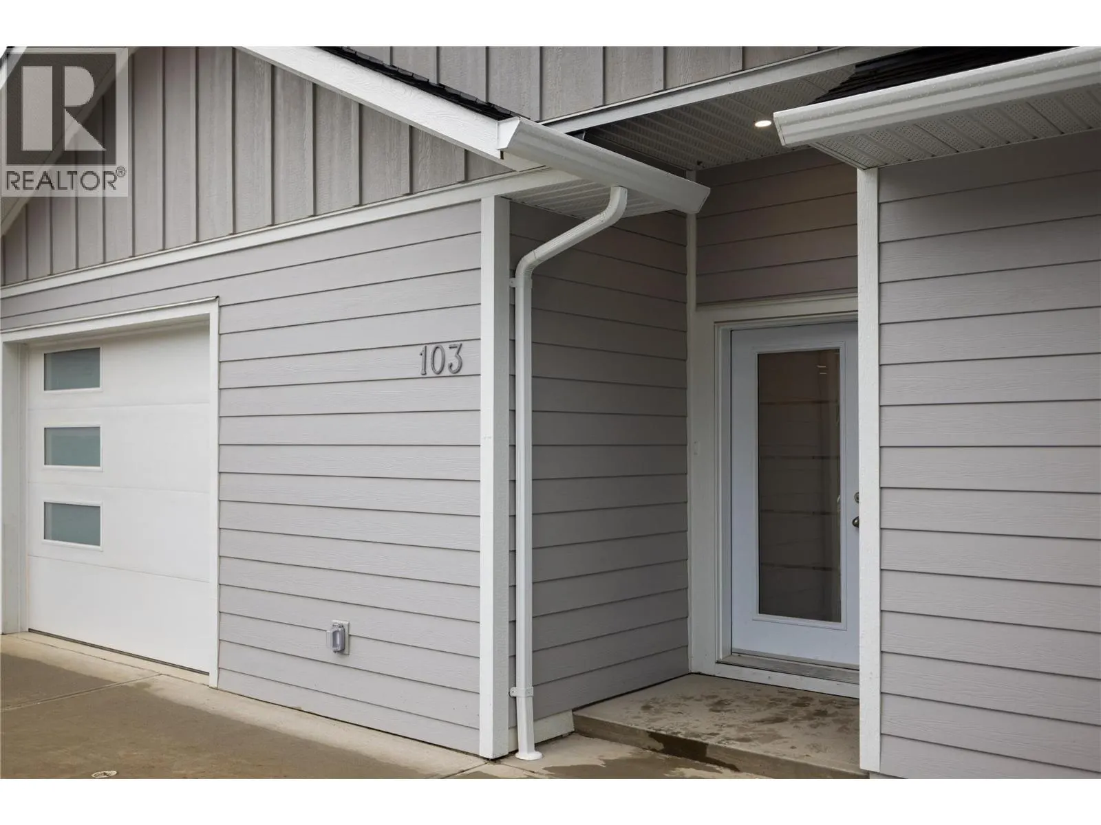 806 Cliff Avenue Unit# 103