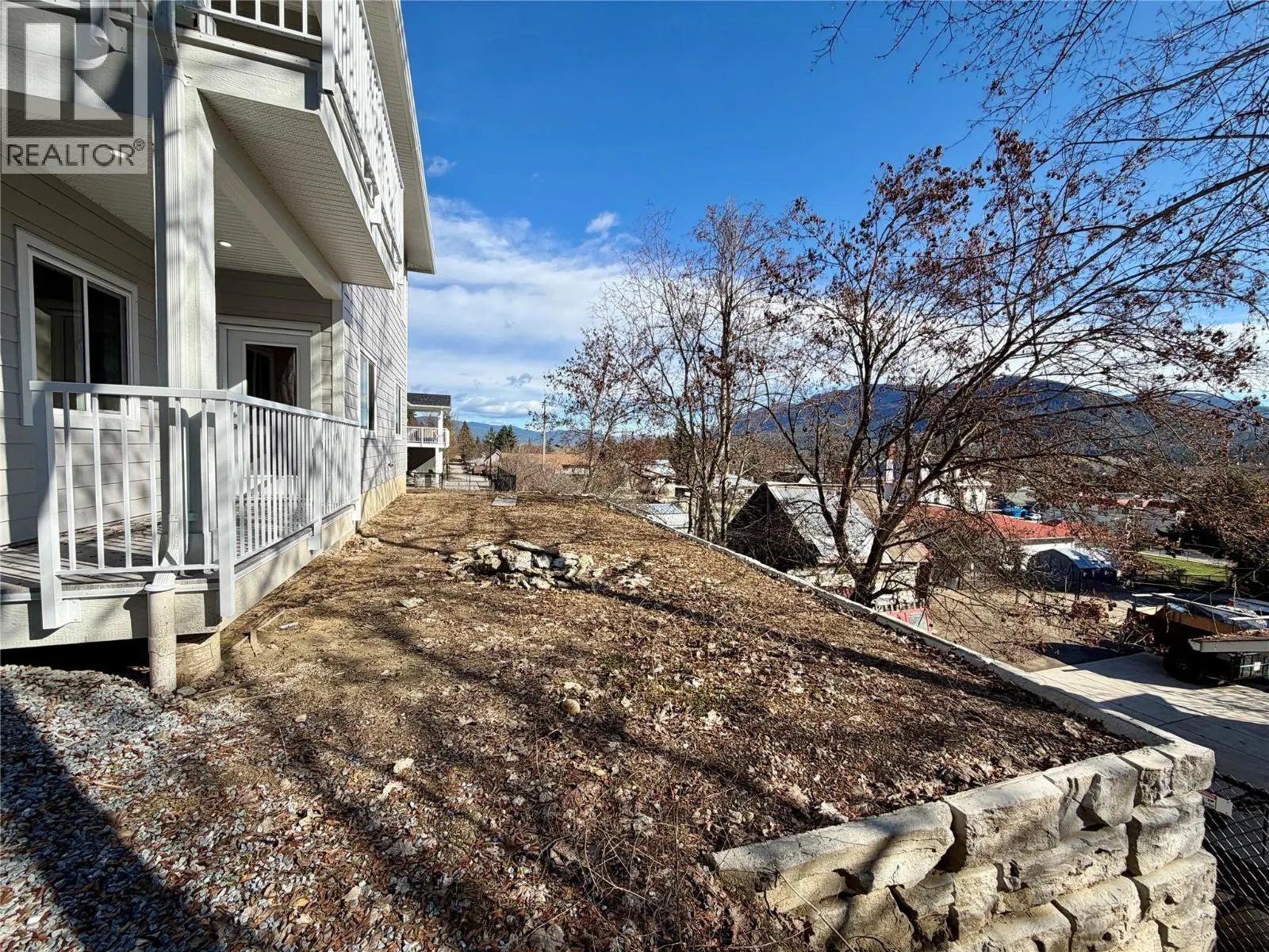 806 Cliff Avenue Unit# 103