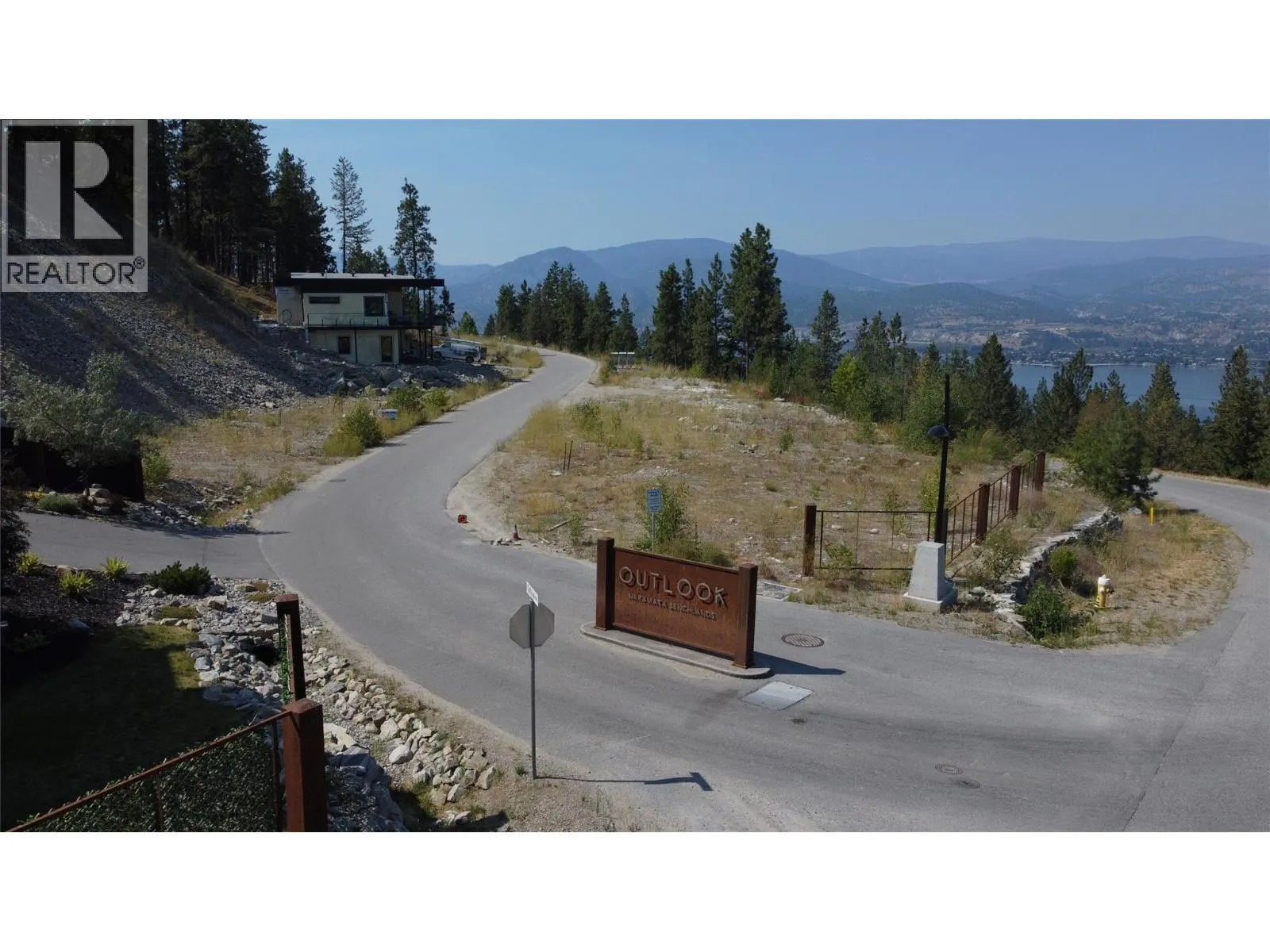 2875 OUTLOOK Way