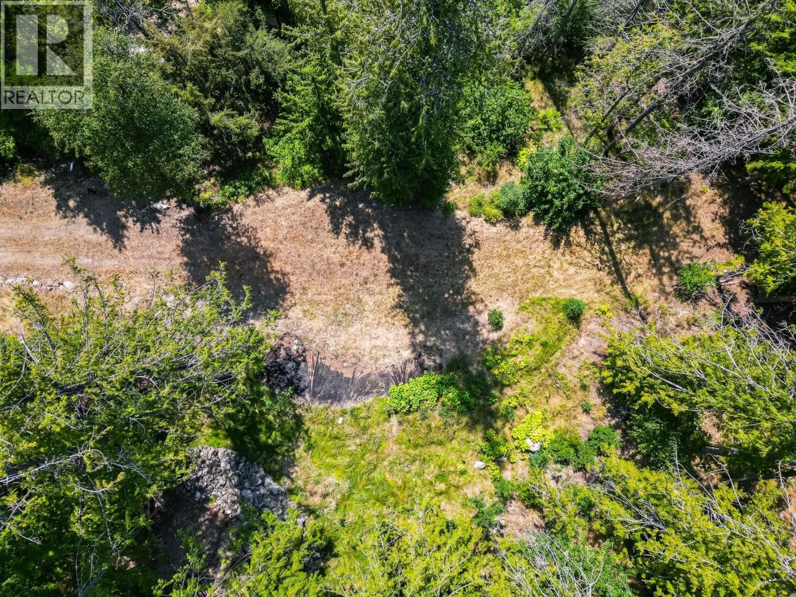 6802 MARIAN Lane