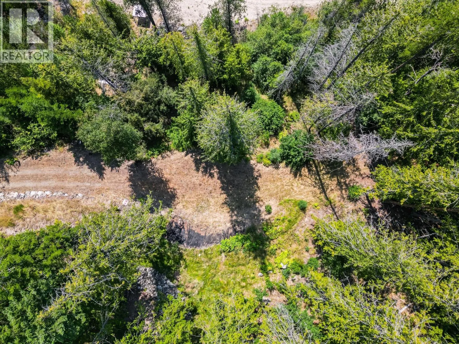 6802 MARIAN Lane