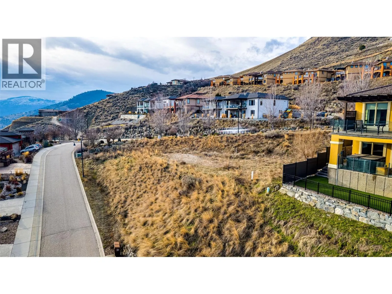 215 Harvest Court