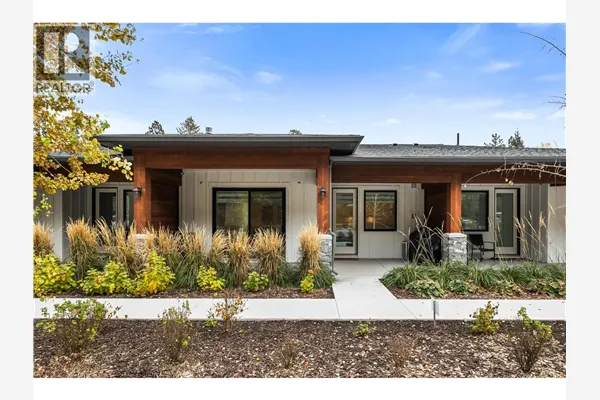 1979 Country Club Drive Unit# 20