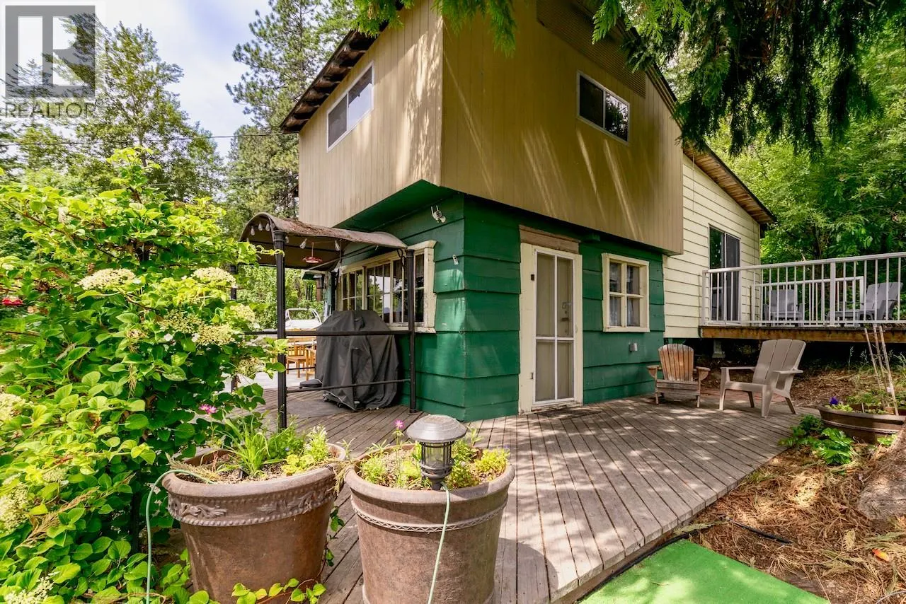 2989 Squilax-Anglemont Road