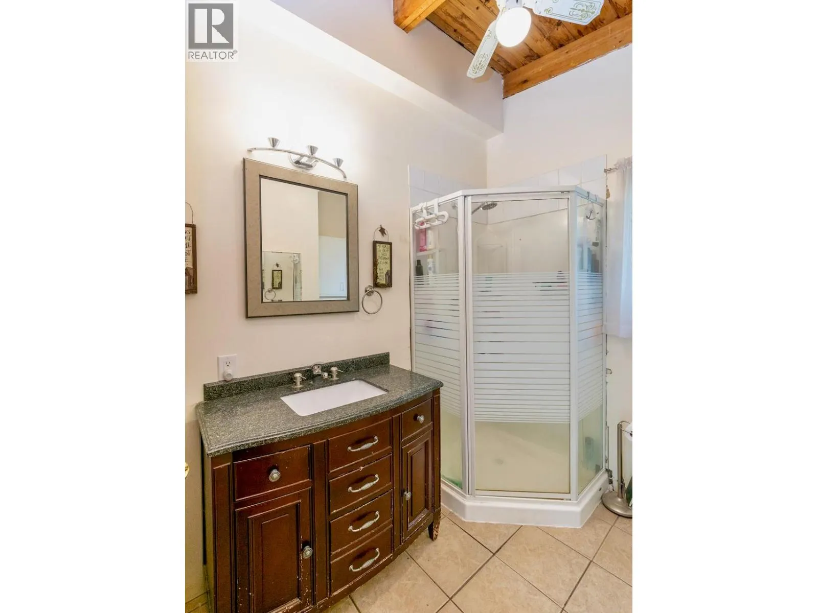 2989 Squilax-Anglemont Road