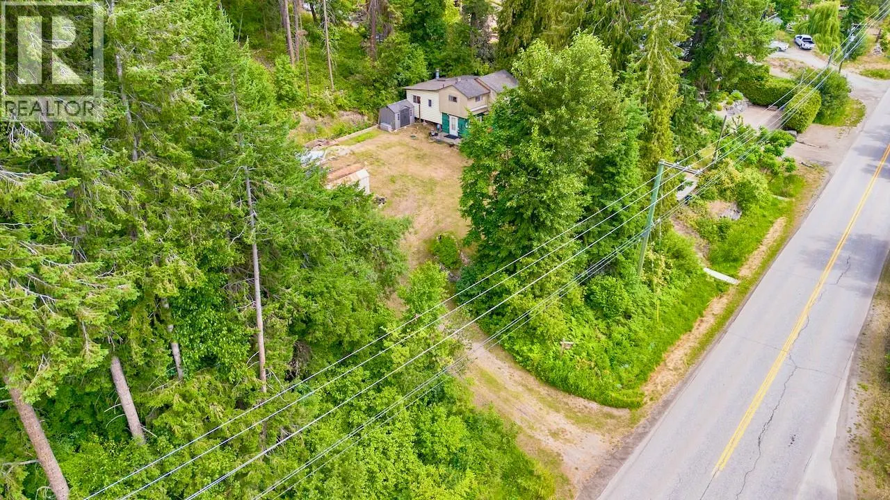 2989 Squilax-Anglemont Road