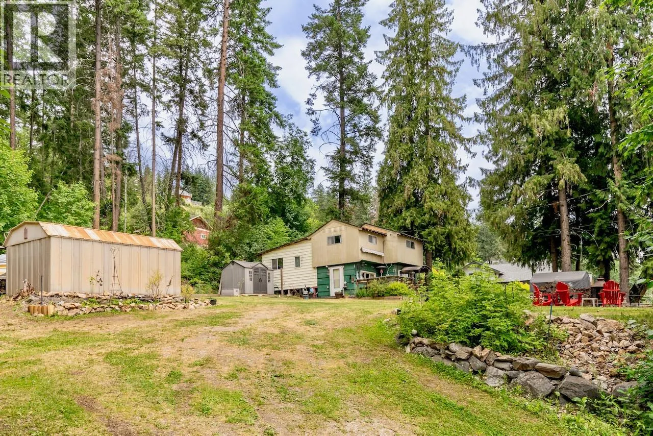 2989 Squilax-Anglemont Road