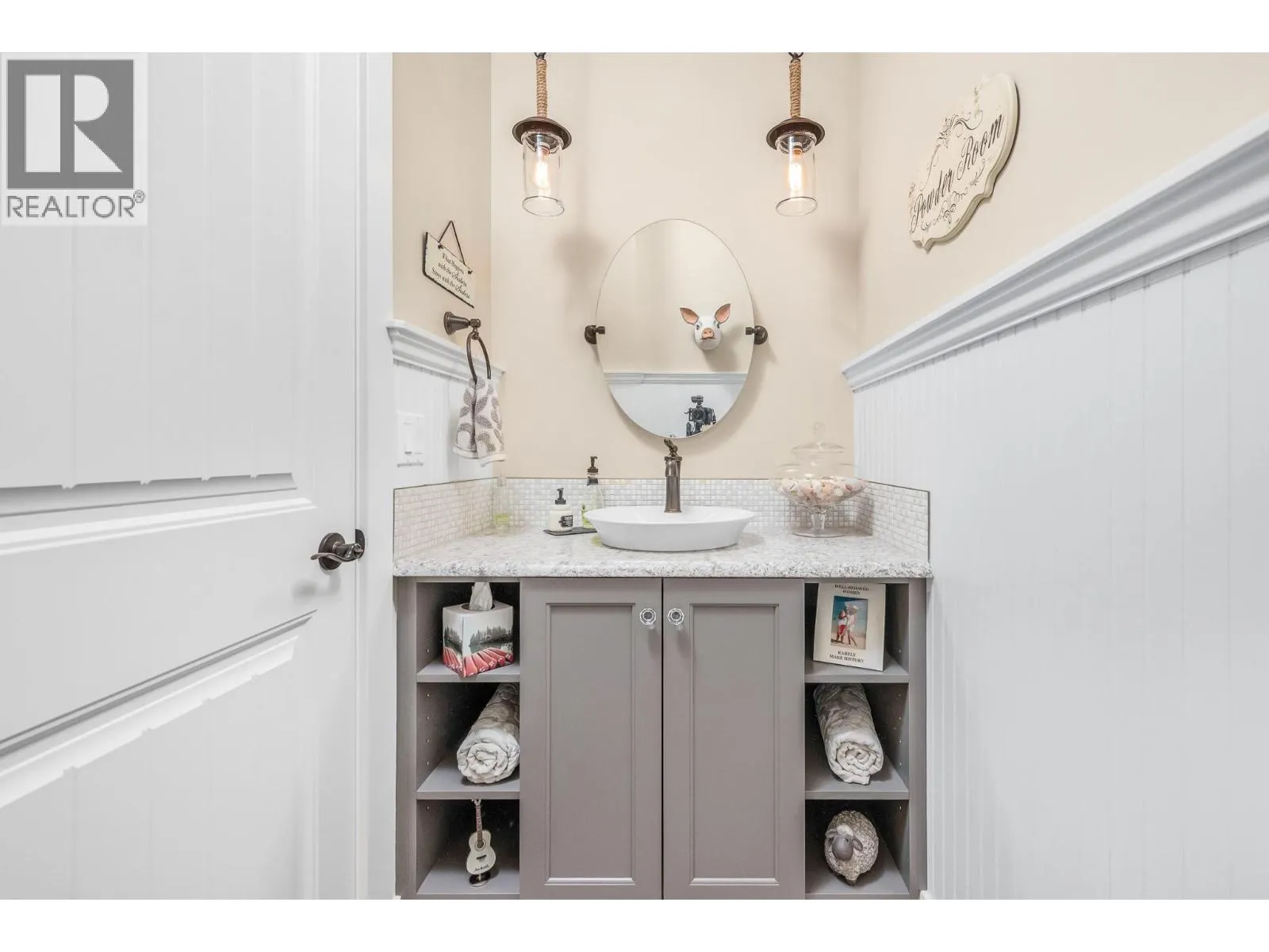 9196 Tronson Road Unit# 7