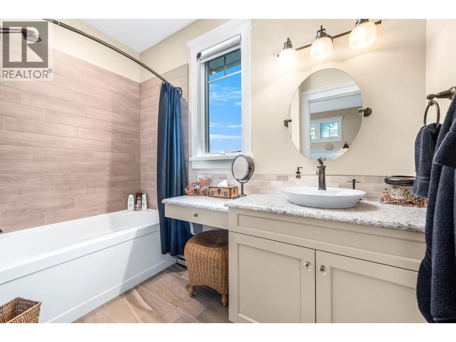 9196 Tronson Road Unit# 7