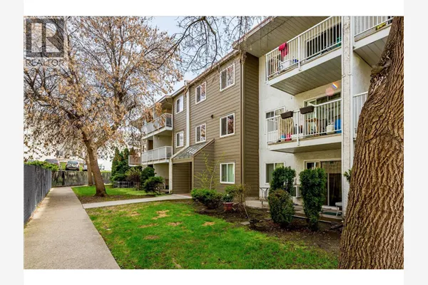 395 Franklyn Road Unit# 108