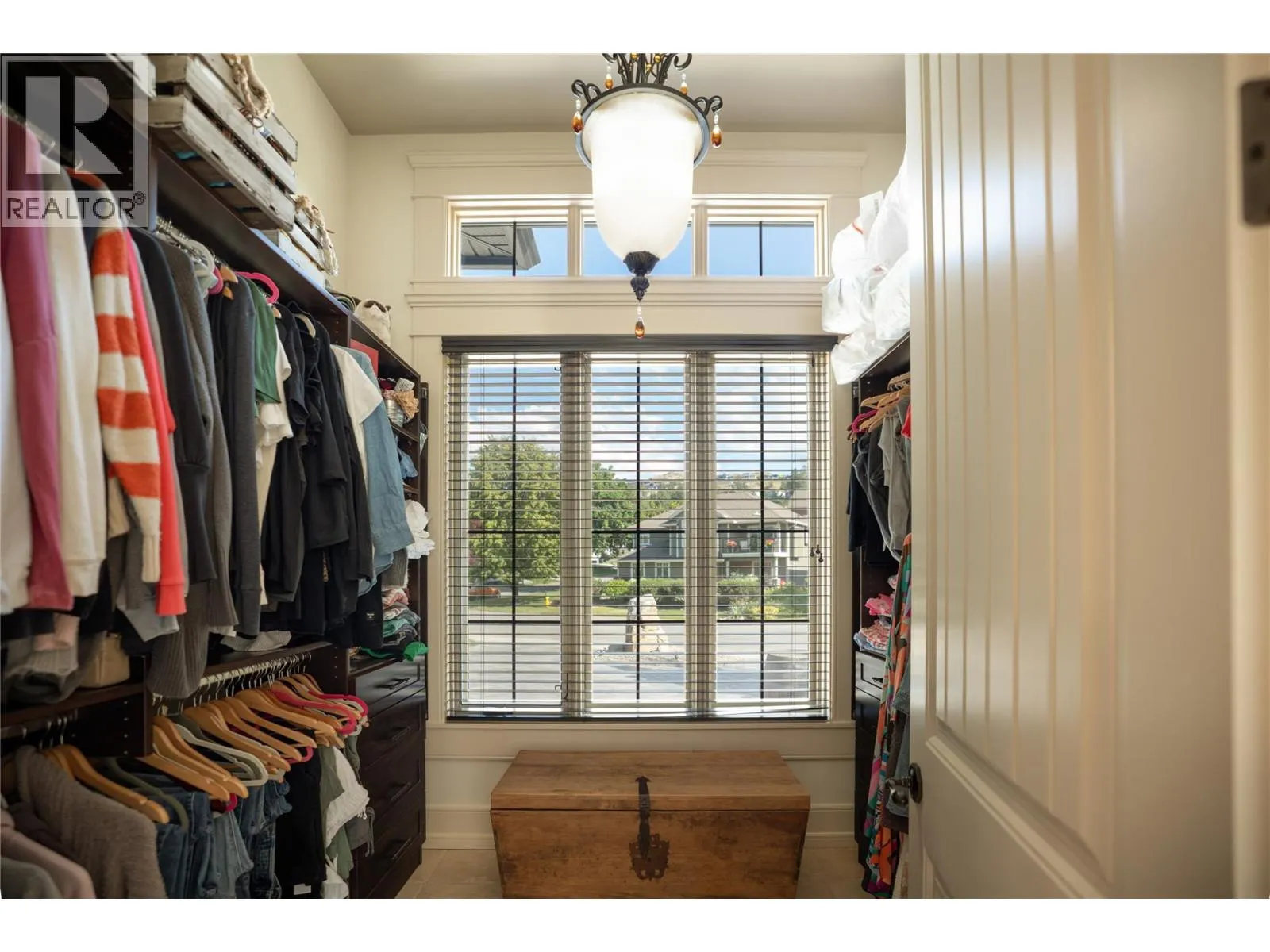710 ARBOR VIEW Drive