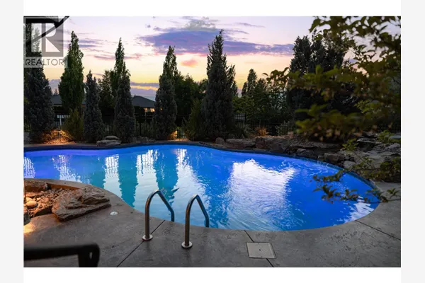 710 ARBOR VIEW Drive