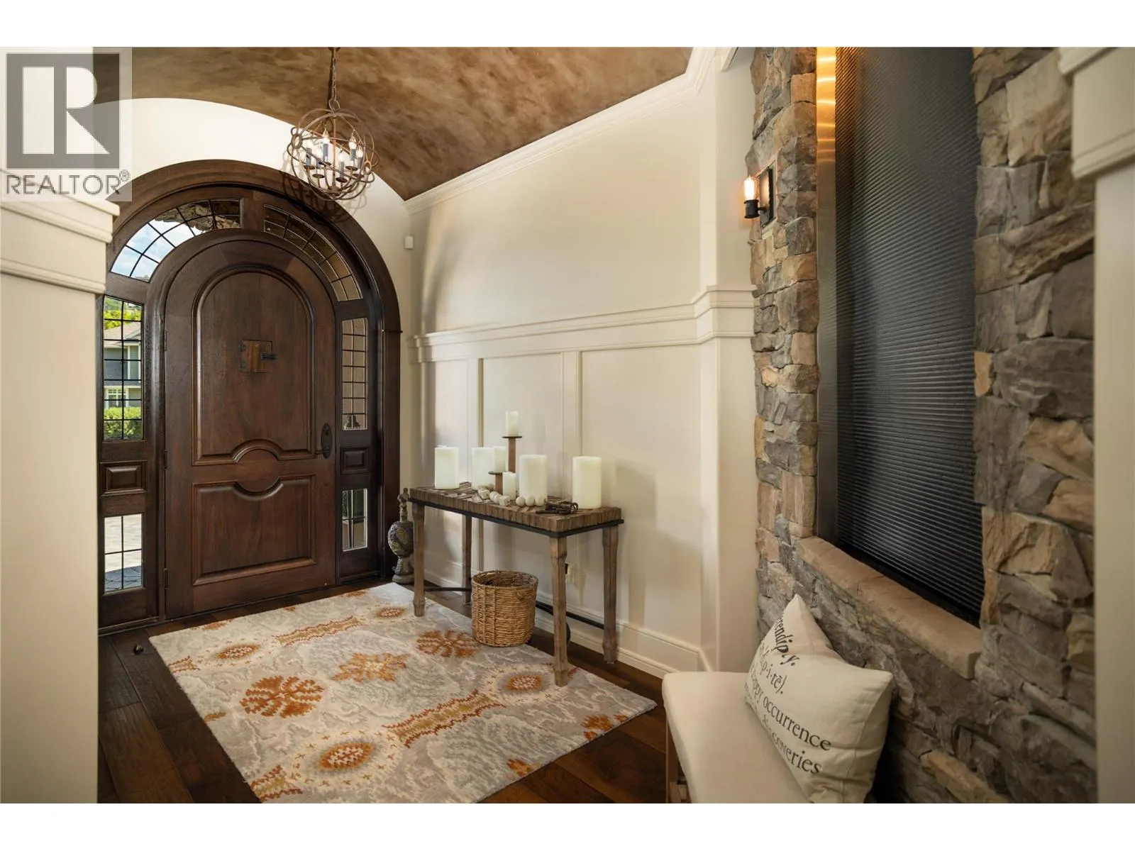 710 ARBOR VIEW Drive