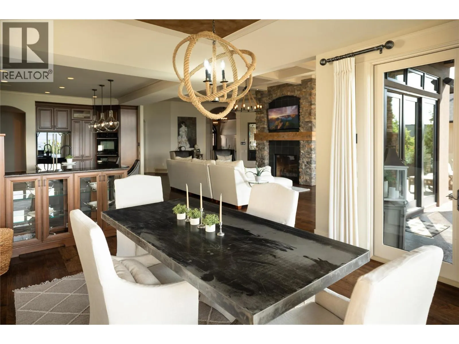 710 ARBOR VIEW Drive