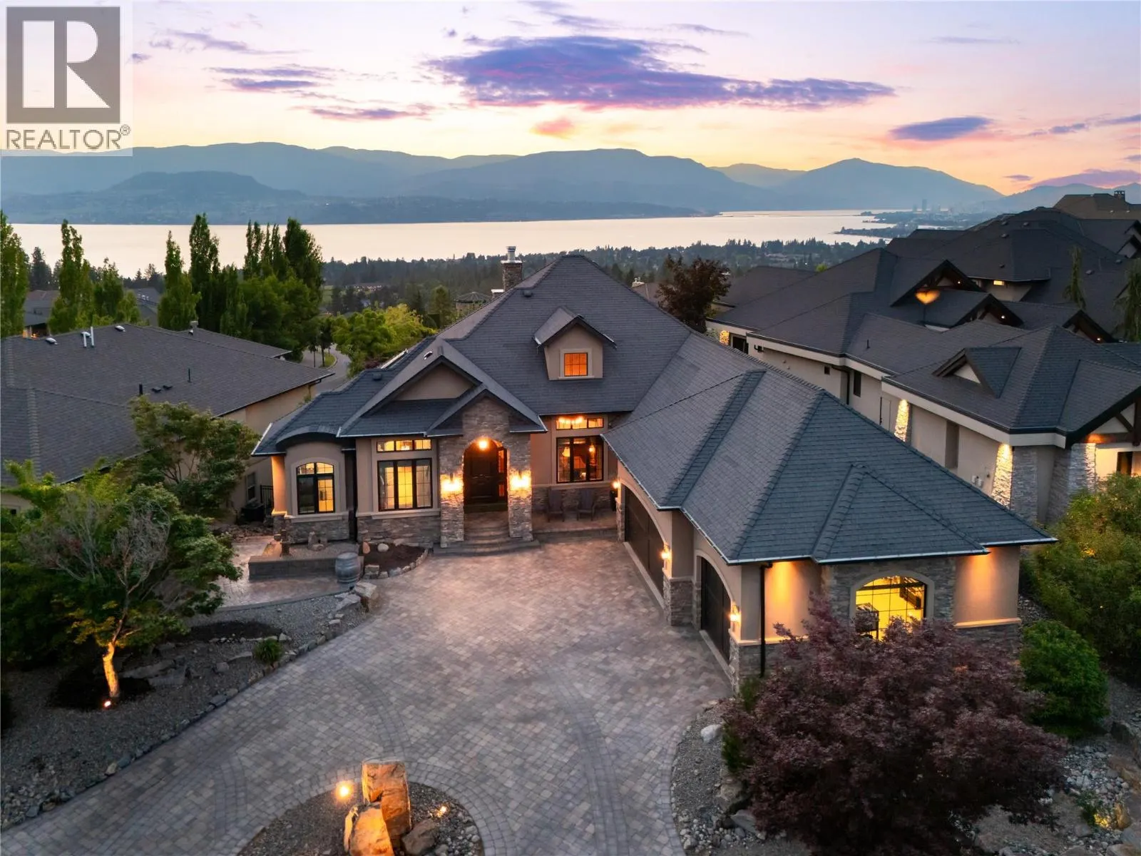 710 ARBOR VIEW Drive