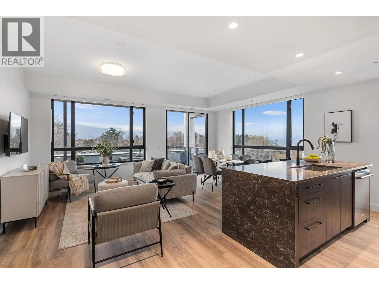 3051 Abbott Street Unit# 311