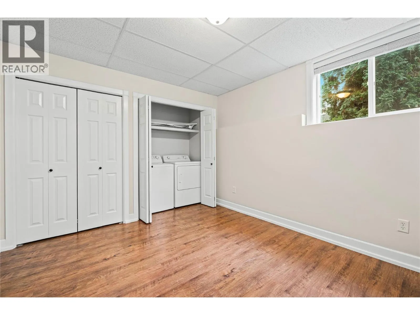2483 Marine Place