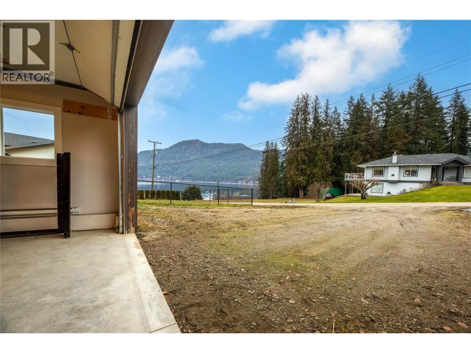 2483 Marine Place