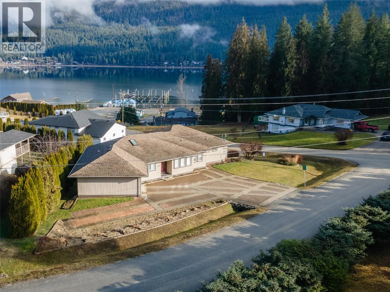 2483 Marine Place