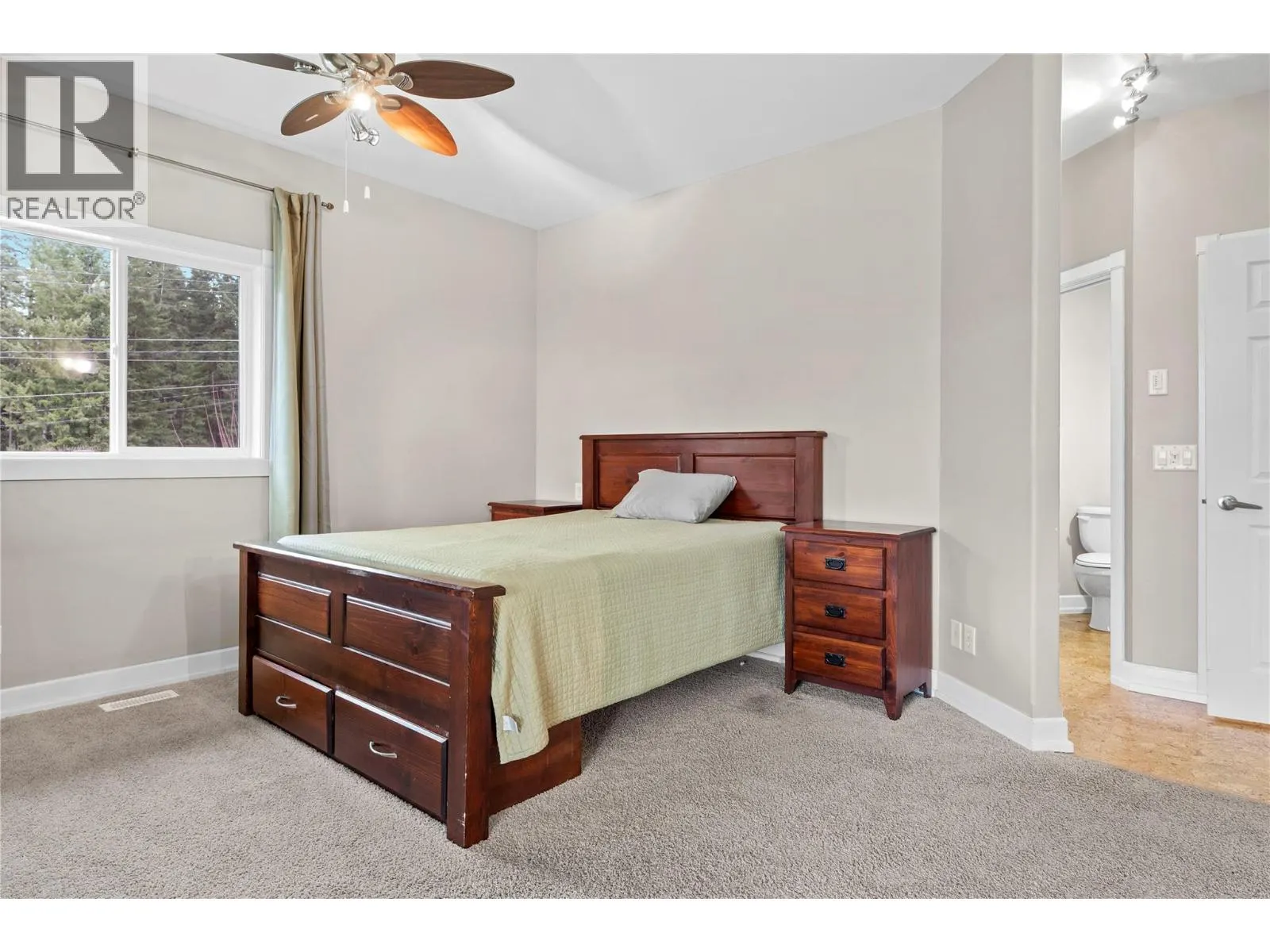 2483 Marine Place