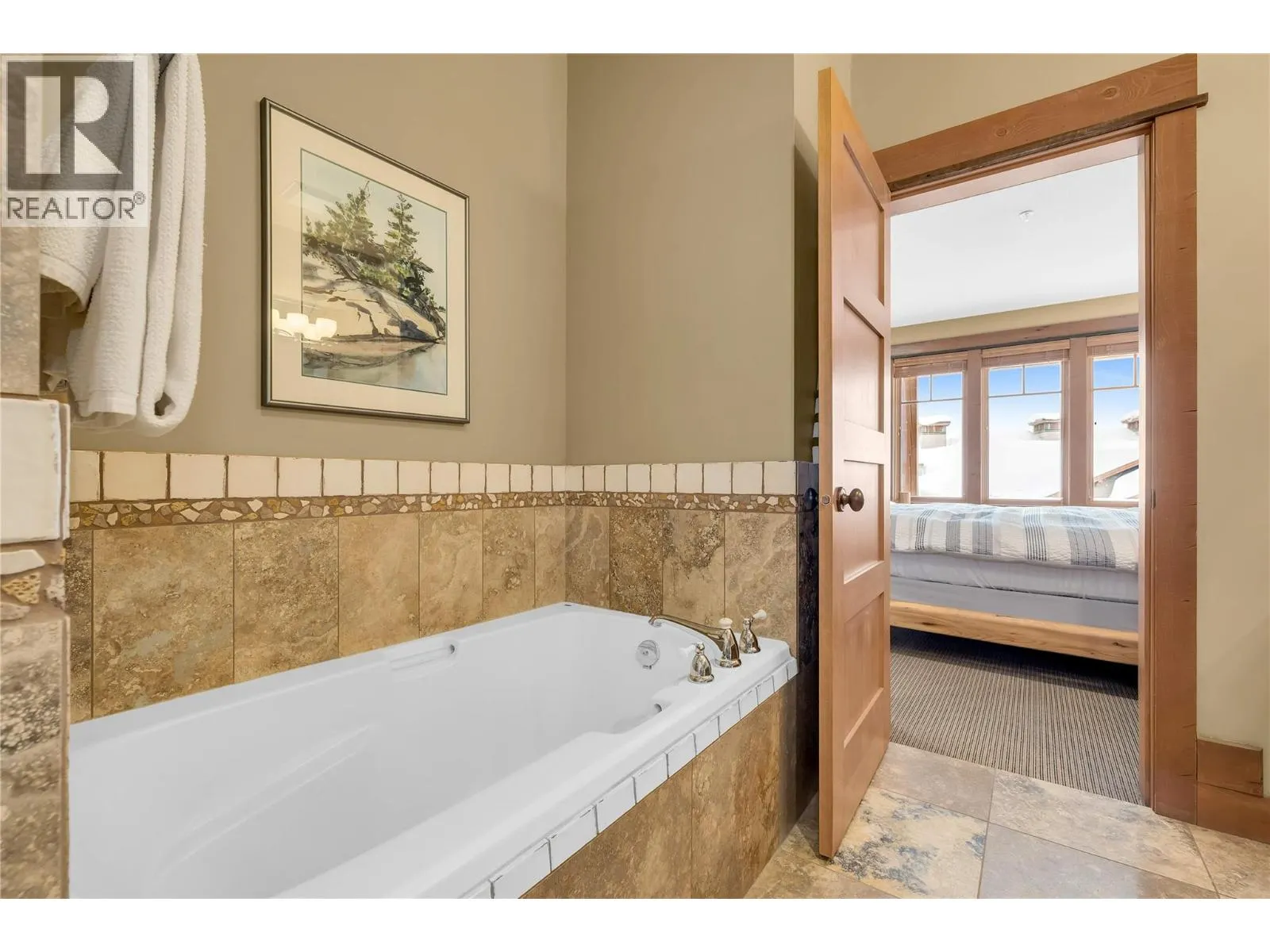 255 Feathertop Way Unit# 8