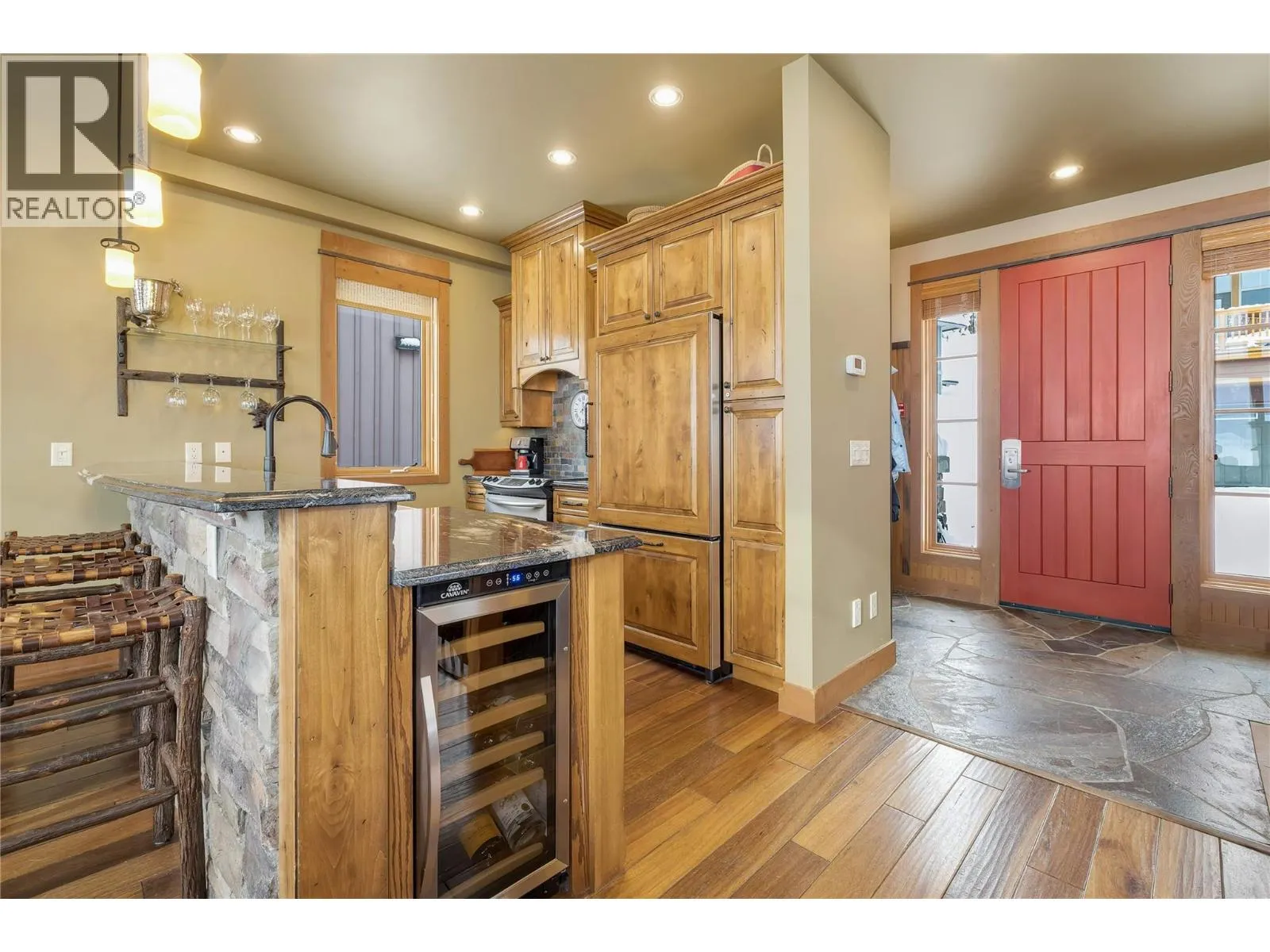255 Feathertop Way Unit# 8