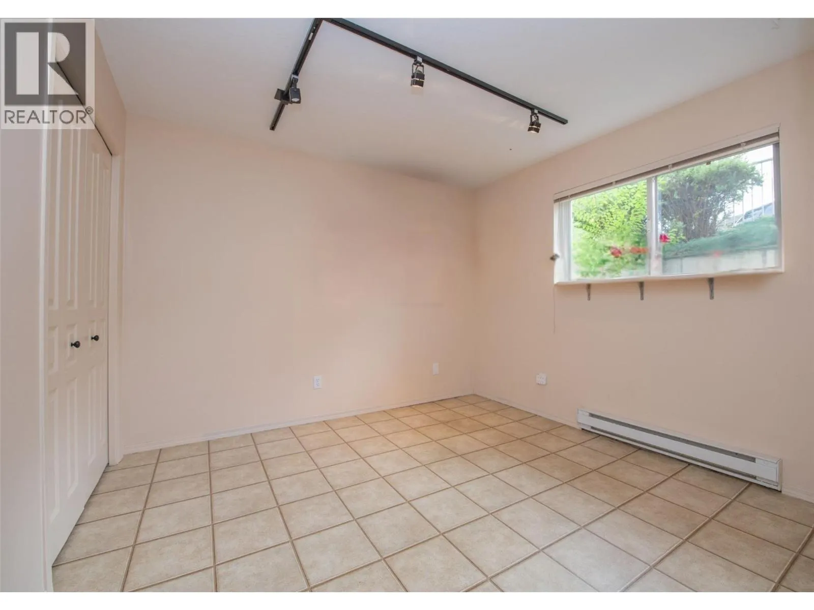 110 Kalamalka Lake Road Unit# 107