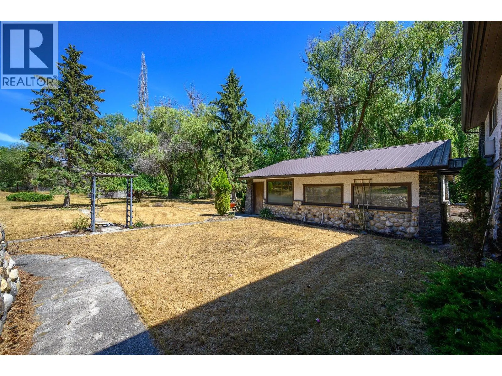 506 Browne Road