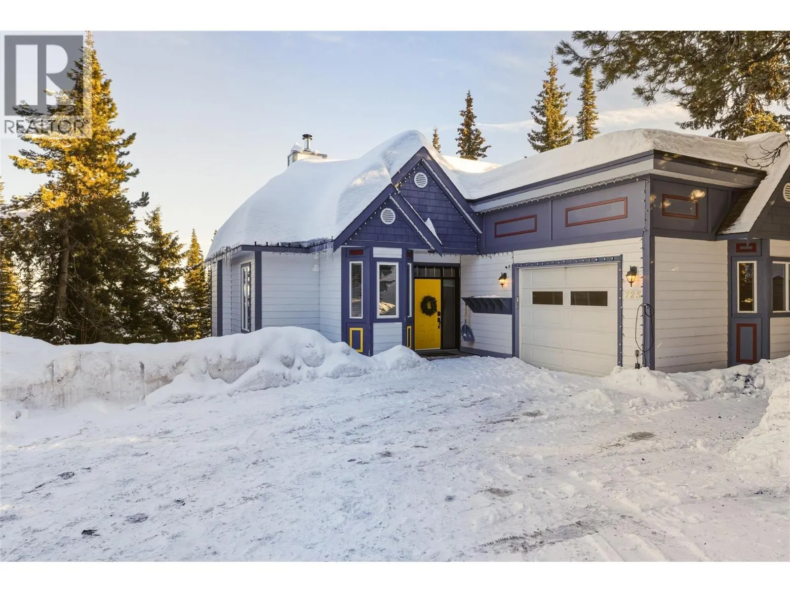 725 Monashee Road