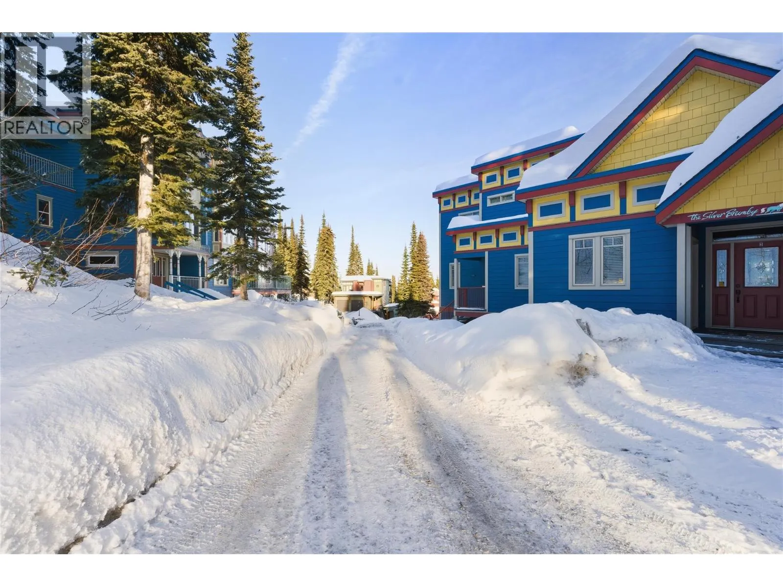 725 Monashee Road