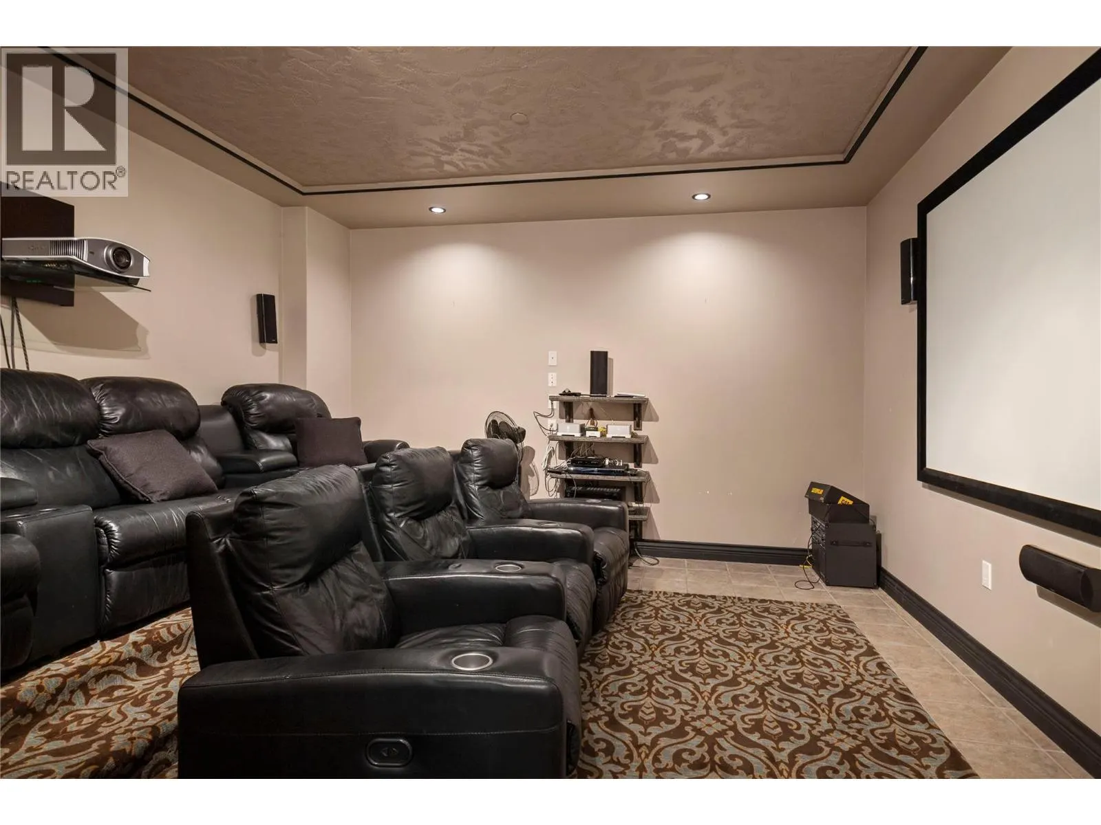5318 Fulton Place