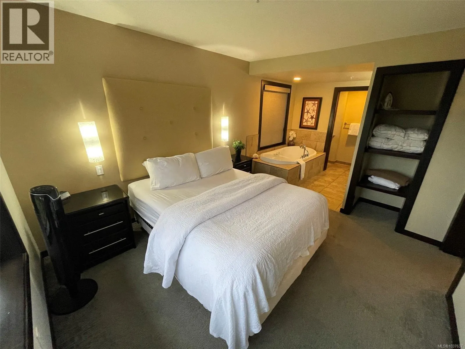 234 1175 Resort Dr