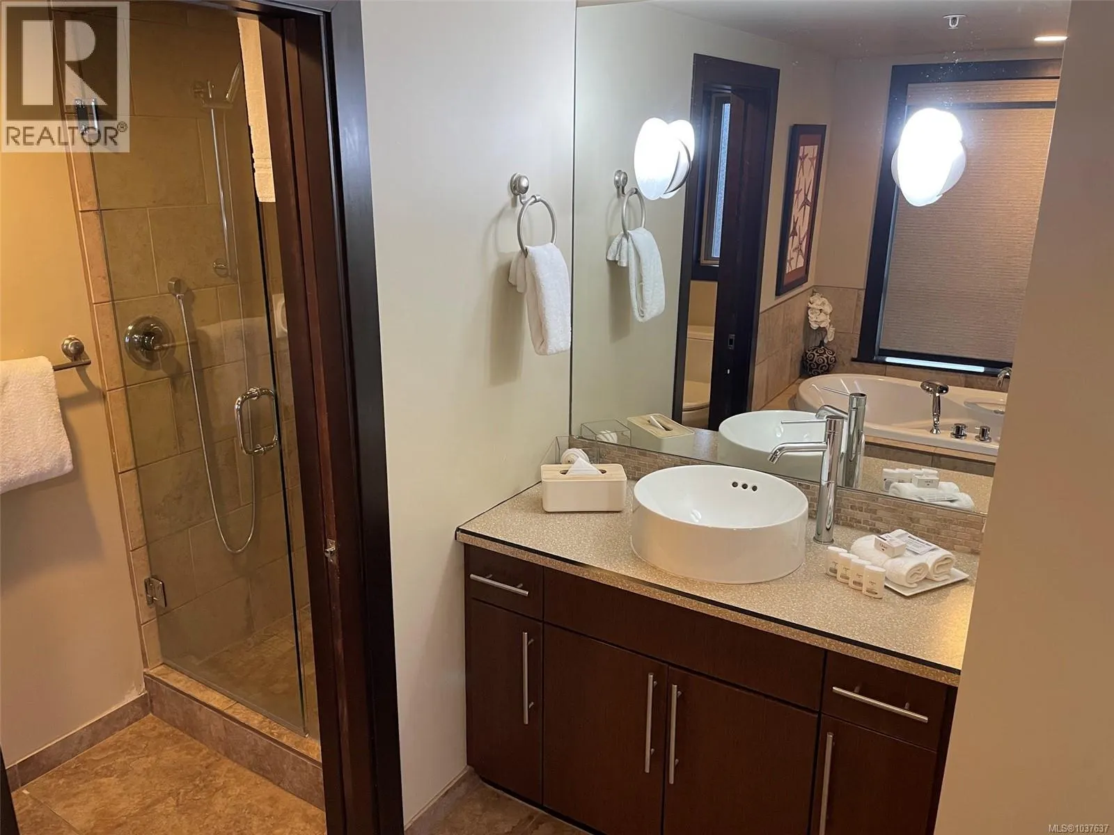 234 1175 Resort Dr