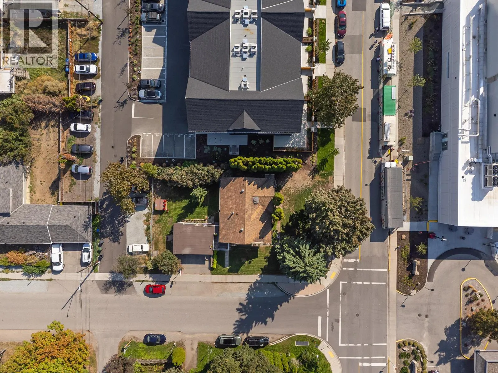408 Royal Avenue