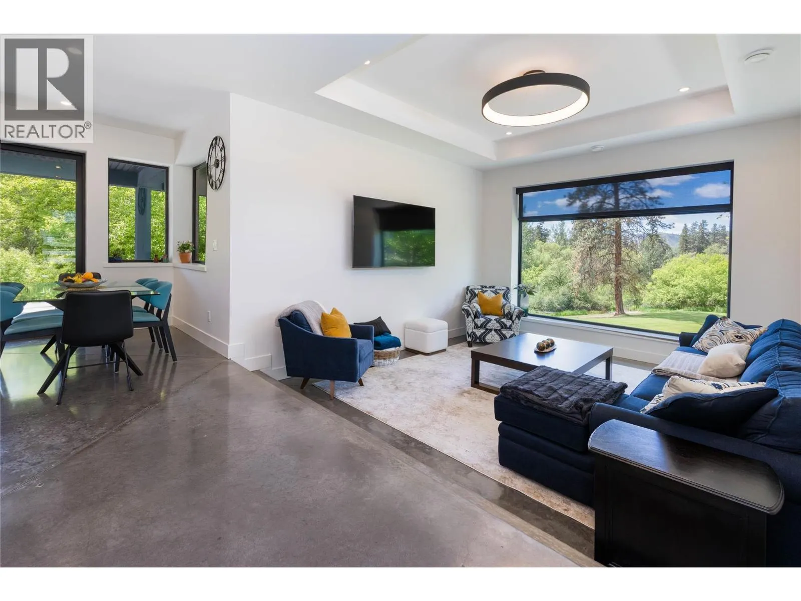 10202 Kalamalka Road