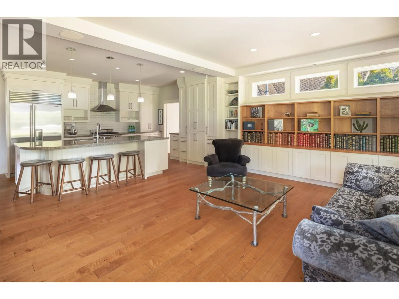 529 KNOWLES Road