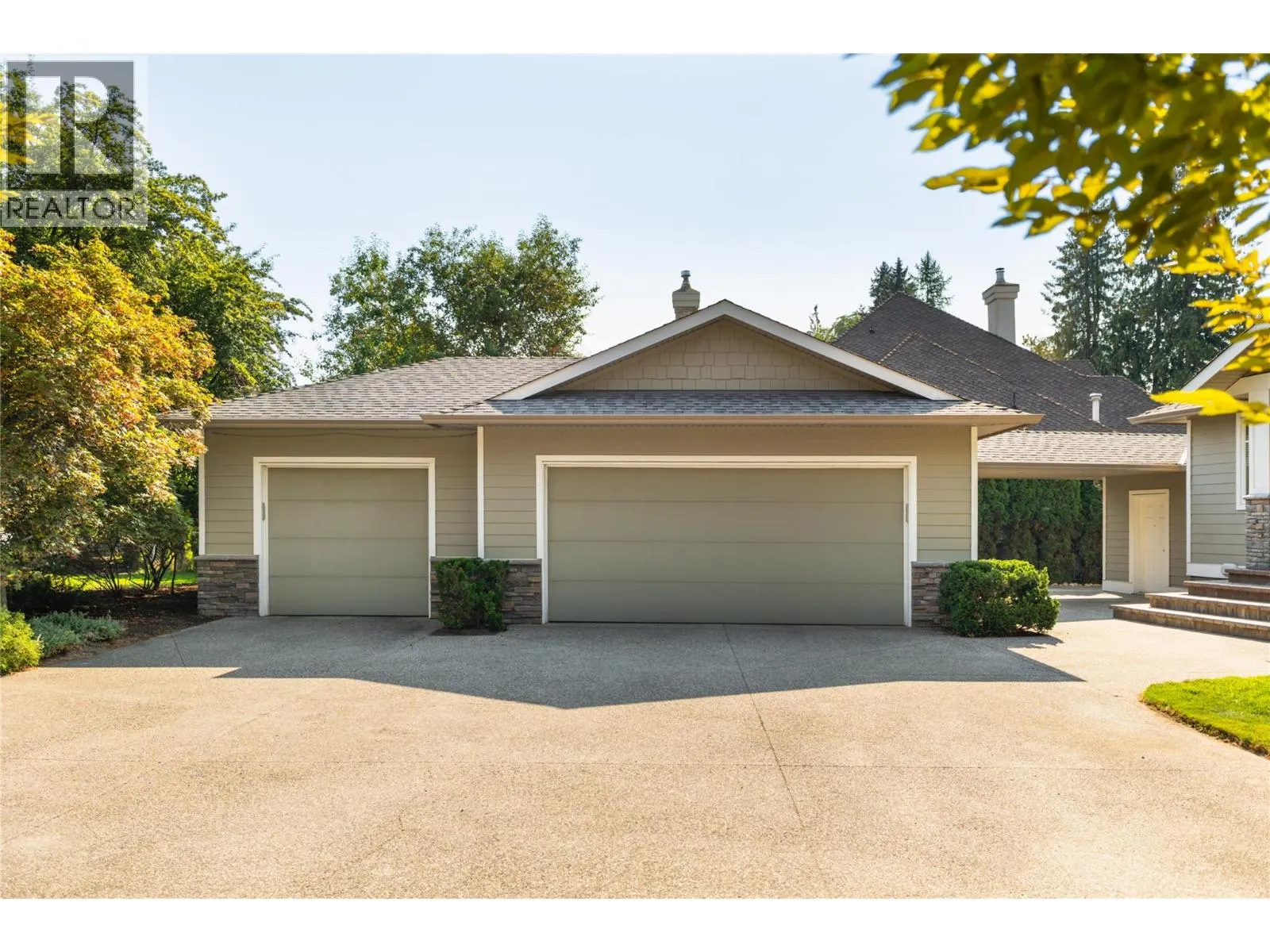 529 KNOWLES Road