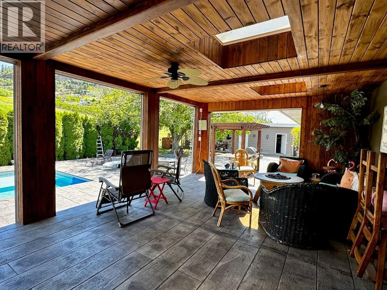 371 Valley Road Unit# 1-3