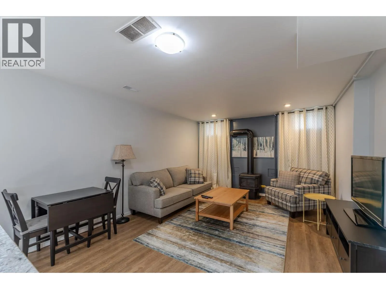 445 Road 5