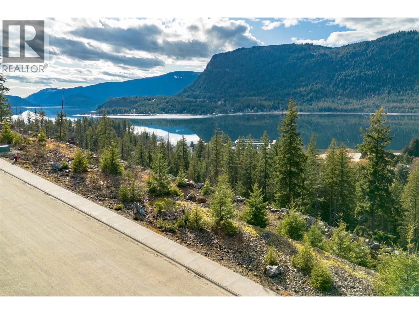 274 Bayview Drive