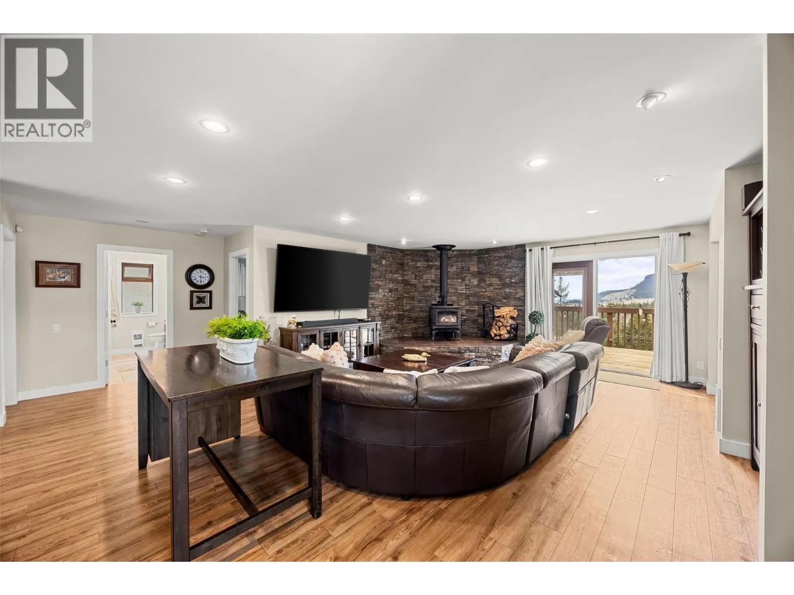 1618 Huckleberry Road