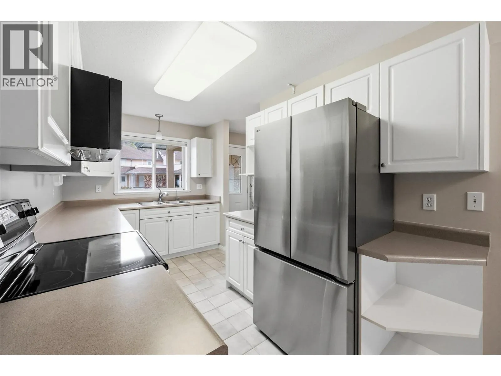 6514 Meadows Drive Unit# 3