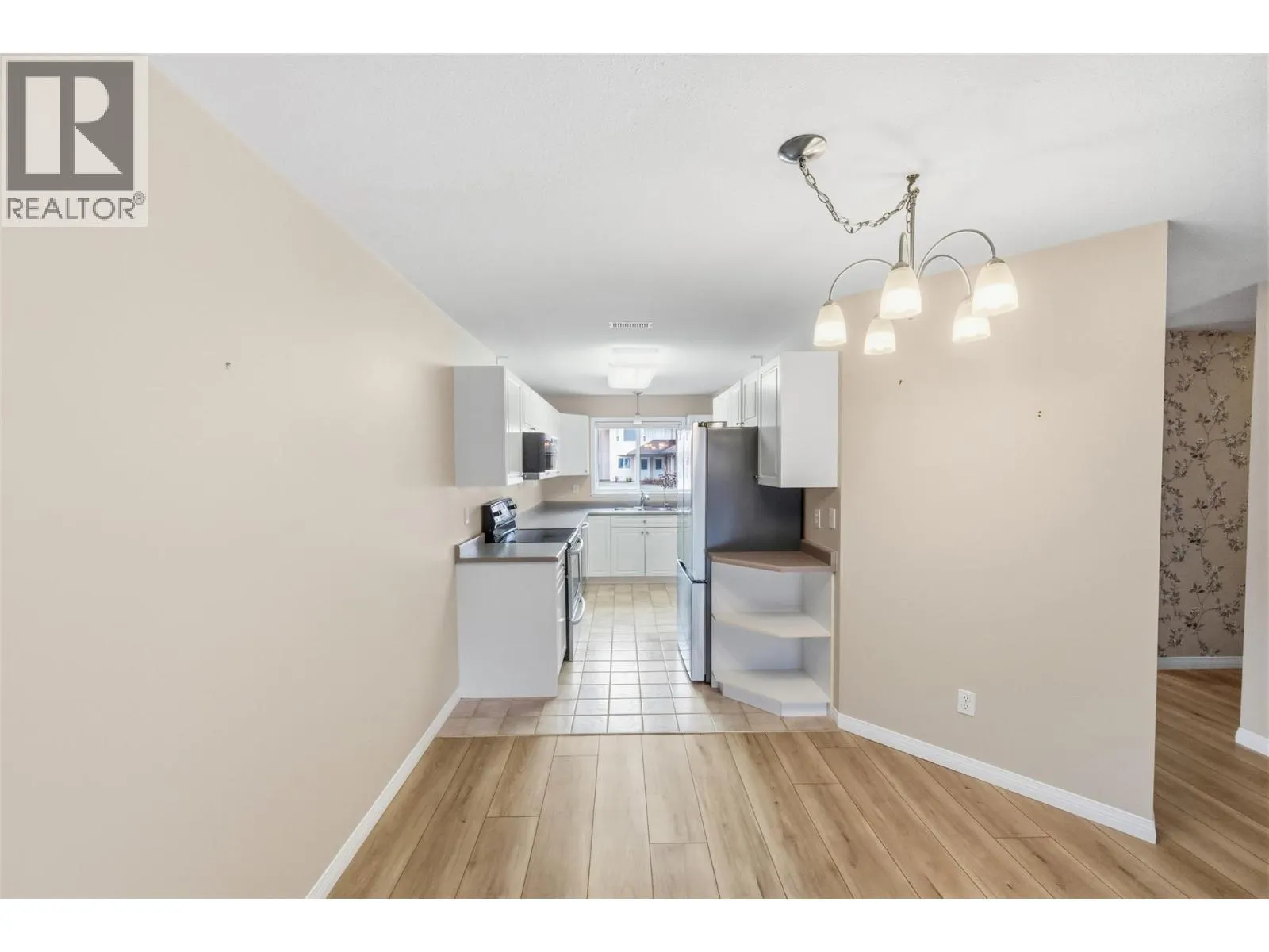 6514 Meadows Drive Unit# 3
