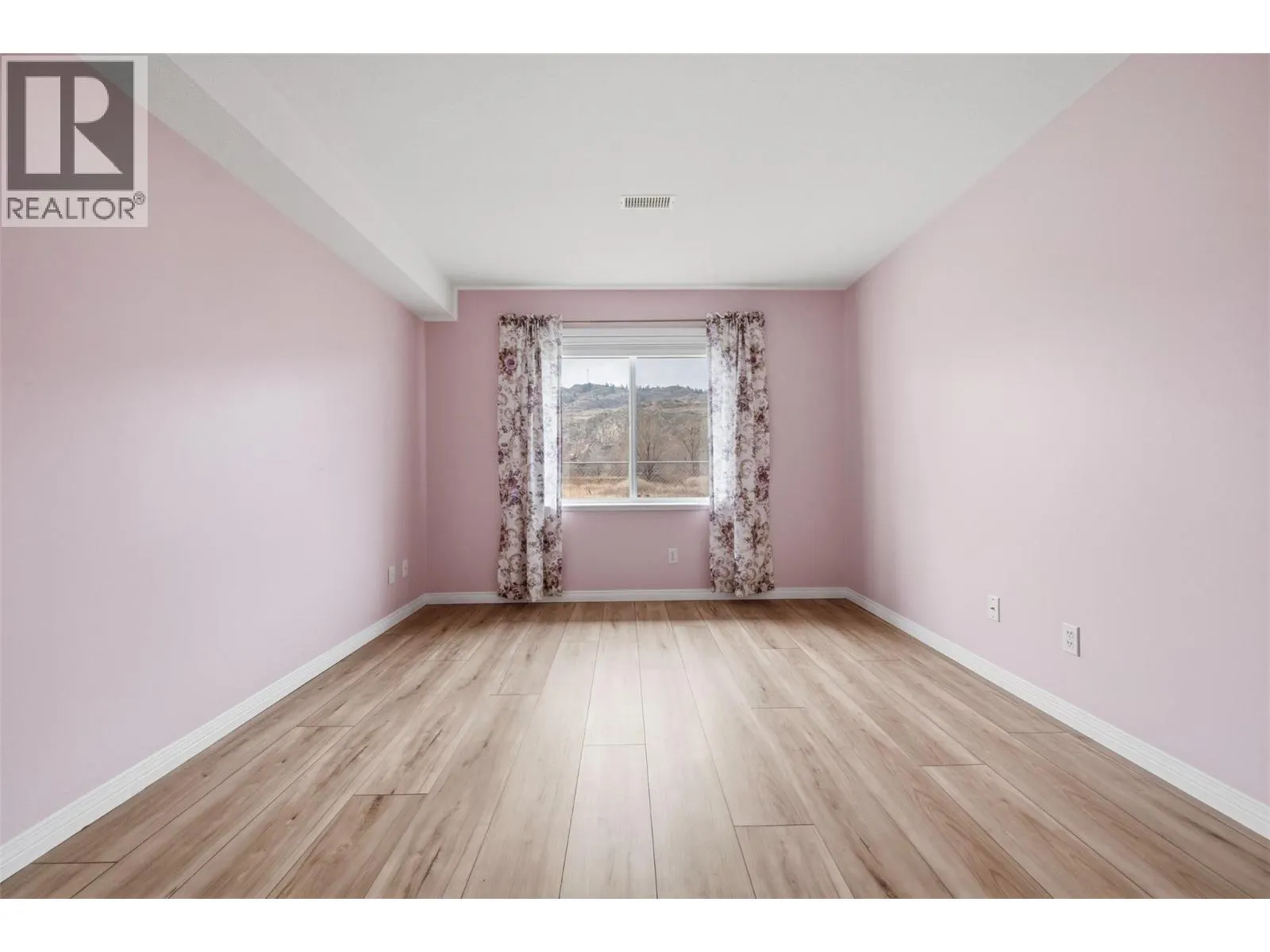 6514 Meadows Drive Unit# 3